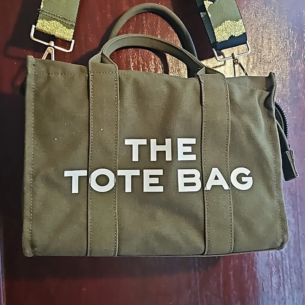 BAG - Picture 2 of 8